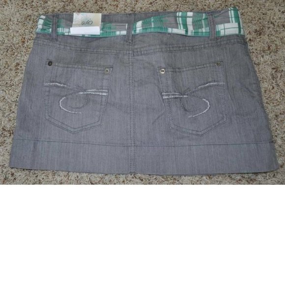 Womens Mini Skirt SO Gray sz 7 Lightweight Belted Mini Faded Summer - Picture 2 of 2